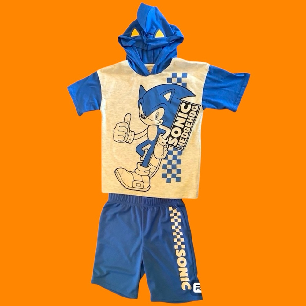 Sonic the Hedgehog short set with hoodie. NWT. Sz 10